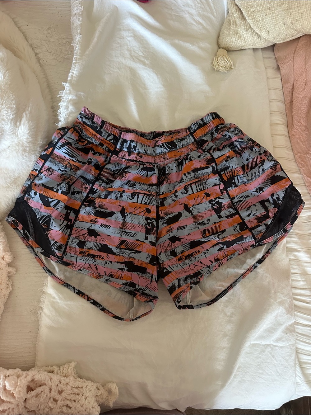 lulu hotty hot short